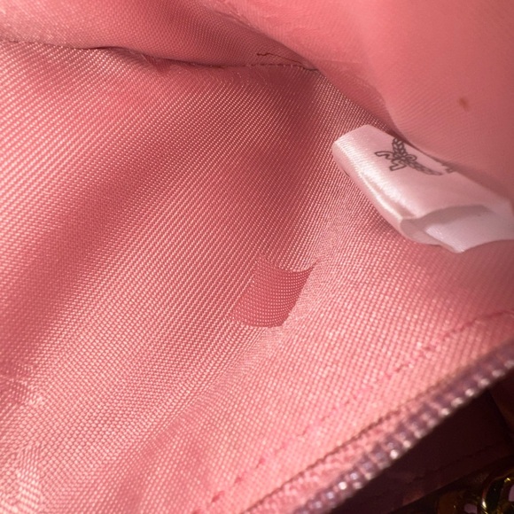 MCM Pink and Cream wallet with an unbranded Crossbody chain - Picture 6 of 6